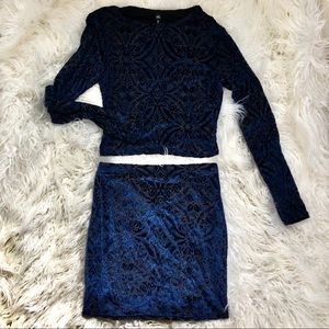 Lord & Taylor Crushed Velvet, matching set